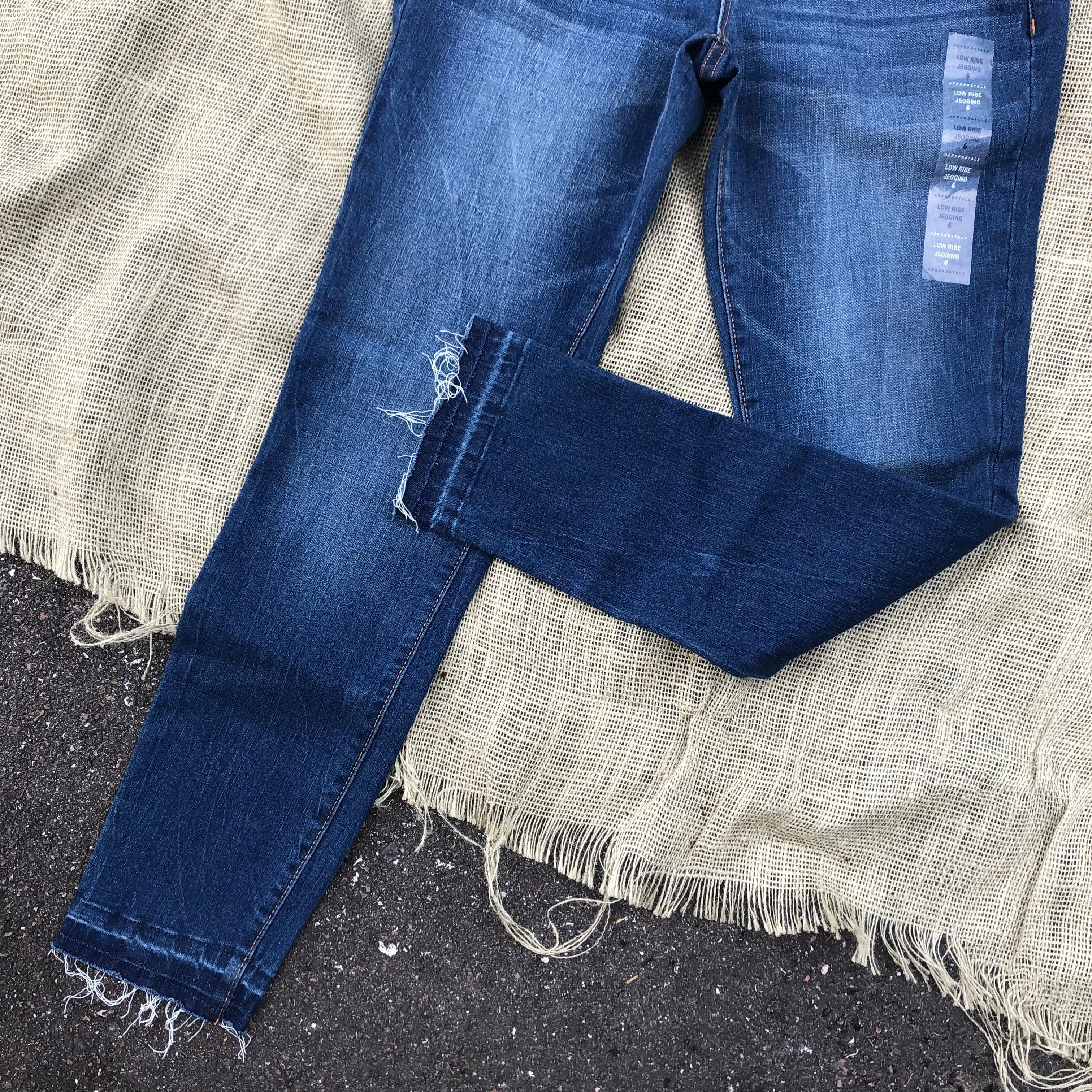 Aero Jeggings - Size 6