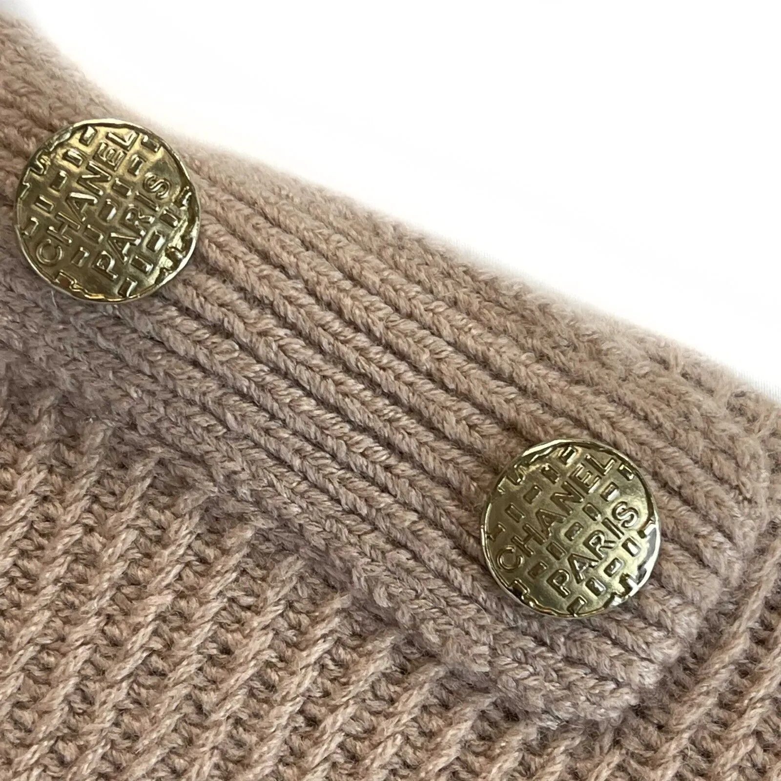 Chanel 16A Rome Camel Jumper Sweater Logo Buttons Beige 34 US 2 Pristine
