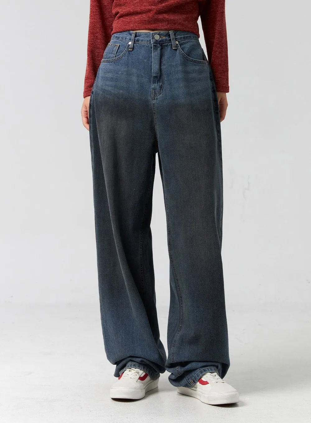 Comfy Wide-Leg Washed Jeans CG325