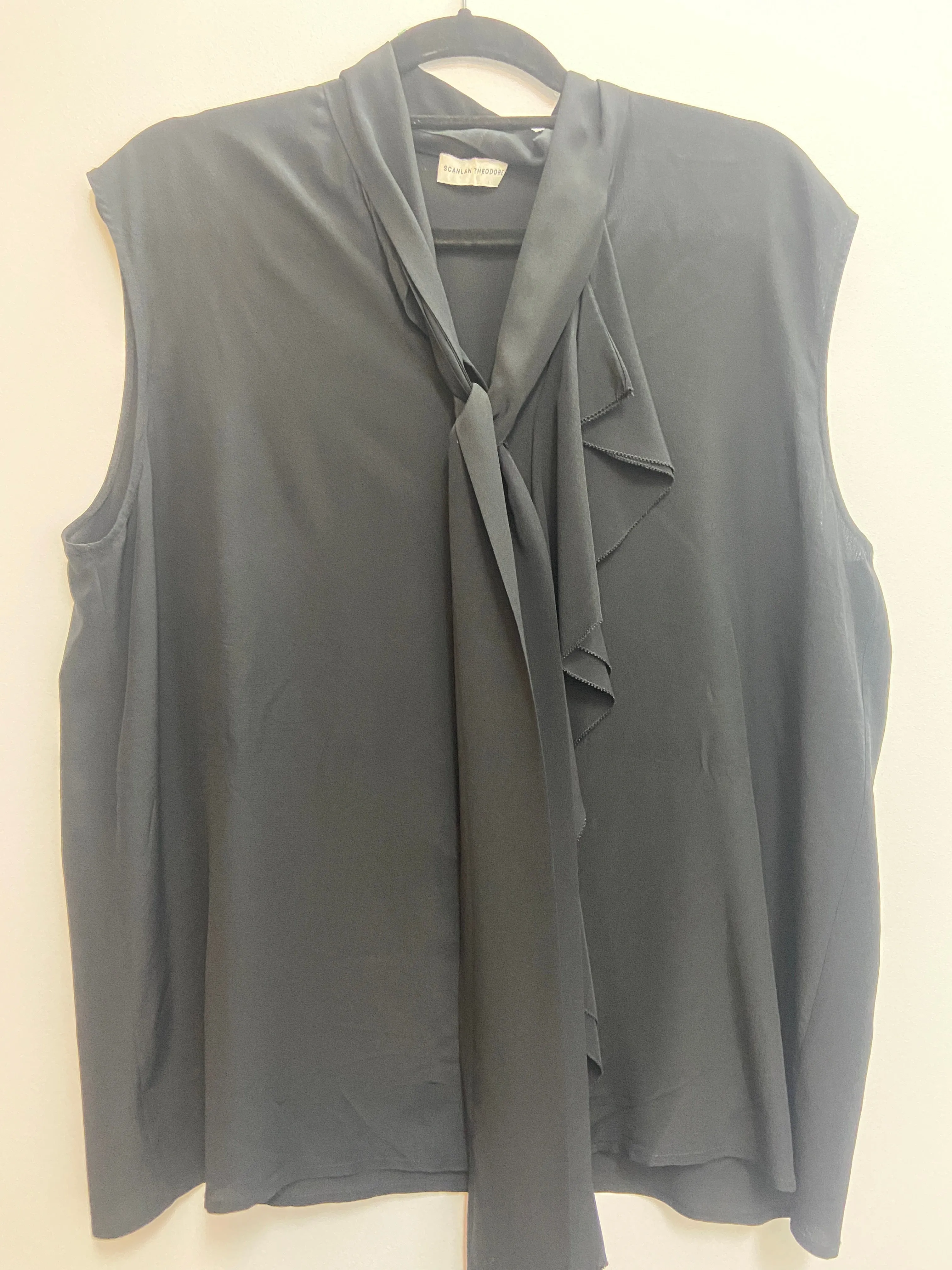 Sleeveless Black Blouse With Self Tie