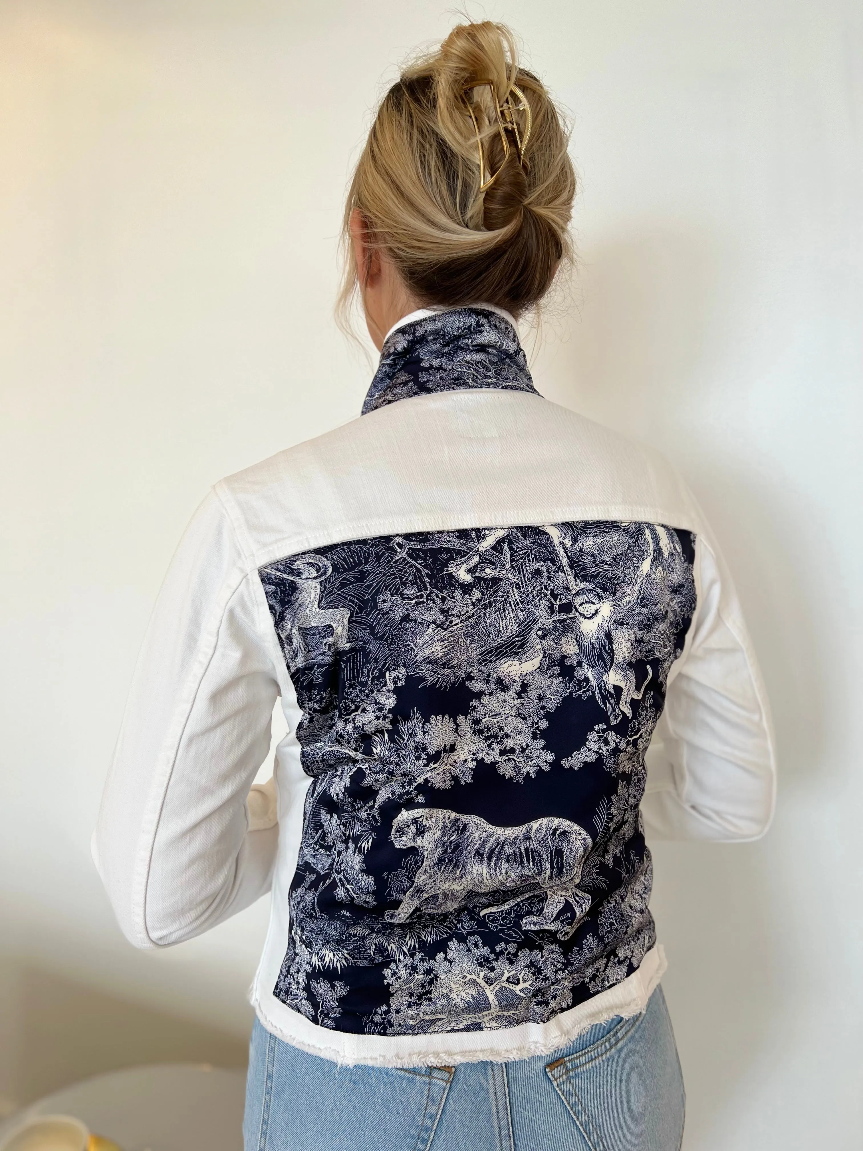 The White Denim Jacket / Navy Toile